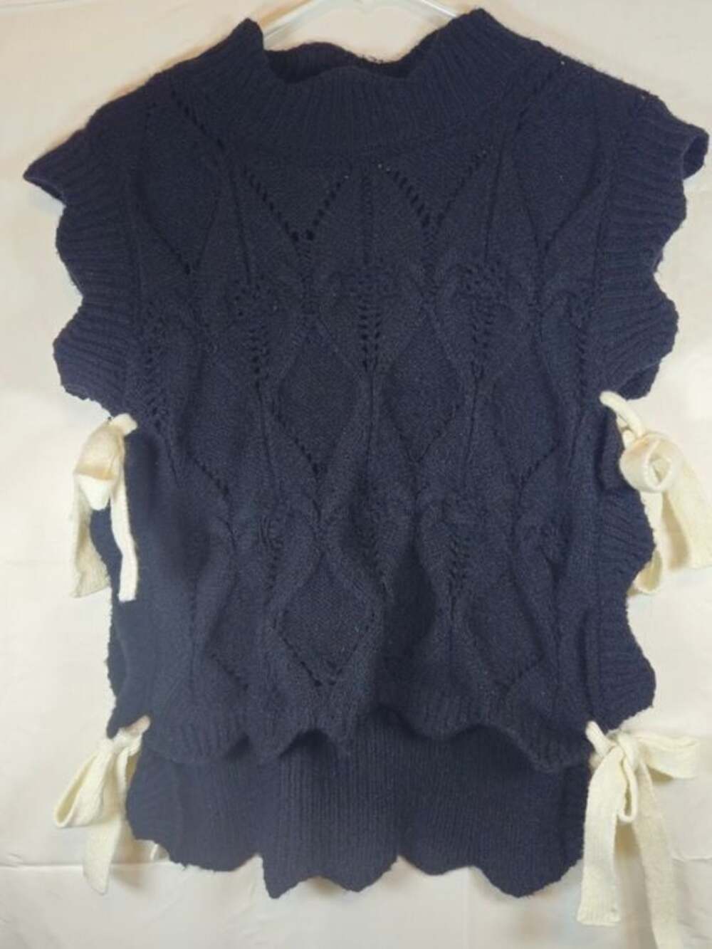 Maeve by Anthropologie Black Cable-Knit Sleeveless Sweater White Side Ties